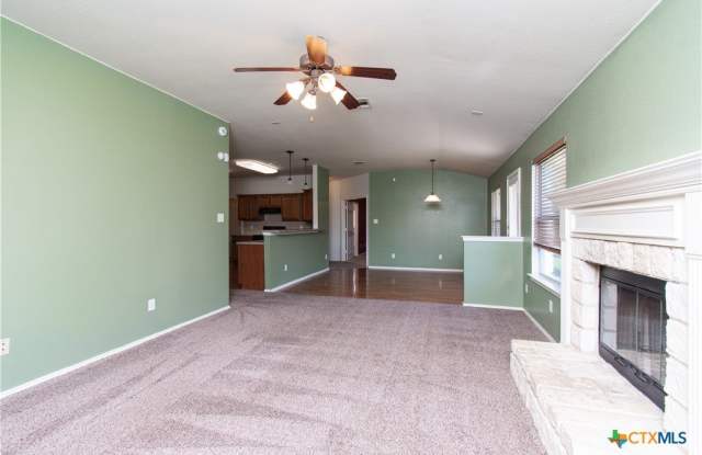 219 Scarlet Lane Gallery 4