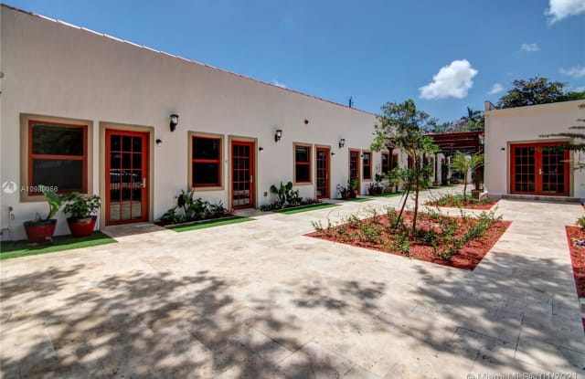 729 W Las Olas Blvd - 729 West Las Olas Boulevard, Fort Lauderdale, FL 33312