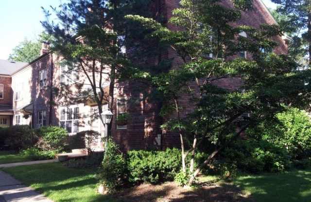 33 Hillside Ave - 33 Hillside Avenue, Montclair, NJ 07042