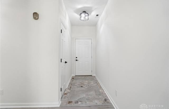 10234 Feather Court Gallery 4