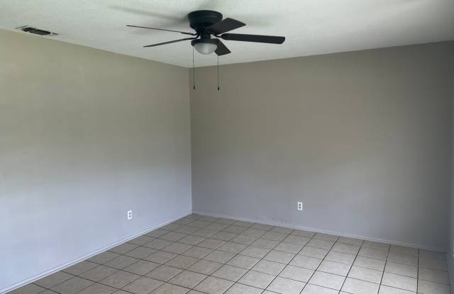 Cozy 3bd/2ba home ready to rent Gallery 4