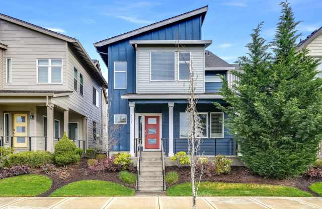 Beautiful 4 Bed, 3 Bath Rental Home in Hillsboro! photos photos