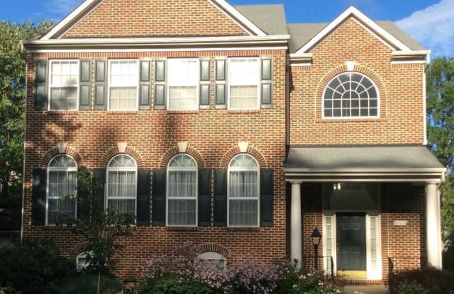 8908 GARDEN GATE DRIVE - 8908 Garden Gate Drive, Merrifield, VA 22031