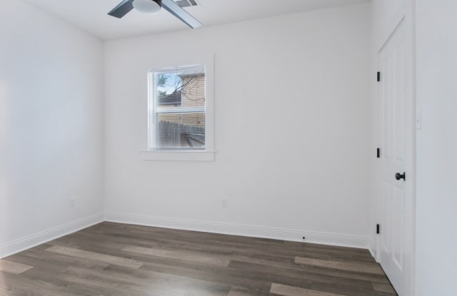2219 Saint Andrew Street Gallery 4