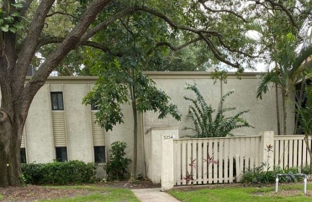 3254 South Semoran Boulevard - 3254 Semoran Boulevard, Orlando, FL 32822