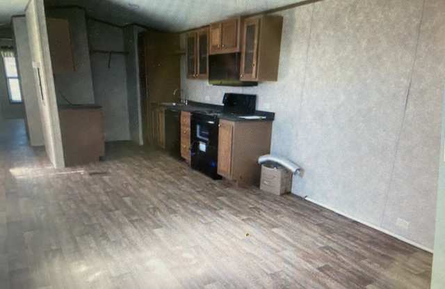 24 Coach Dr photos photos
