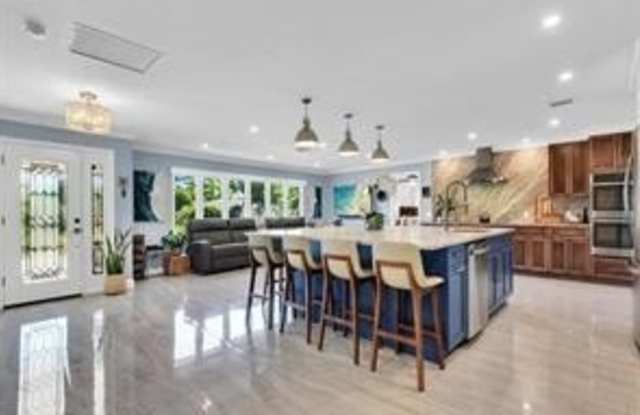 1902 Princess Ct Gallery 4