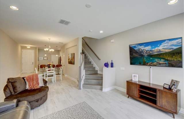 2494 GOLDEN PASTURE CIRCLE Gallery 3