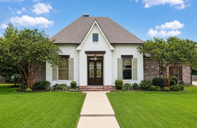 Gorgeous Custom Built Home Available In Youngsville! Gallery 1