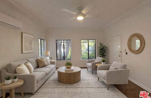 840 Huntley Dr unit: 2 photos photos