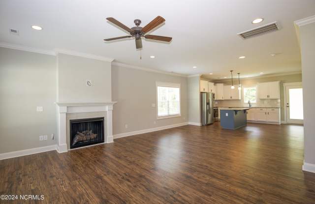 1021 Juniper Lake Road Gallery 4