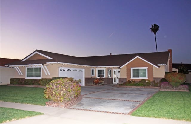 9225 Talbert Avenue - 9225 Talbert Avenue, Fountain Valley, CA 92708