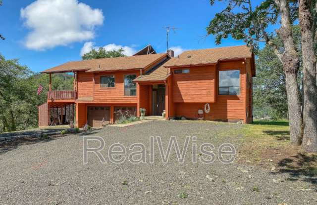 539 Hatfield Dr Gallery 2