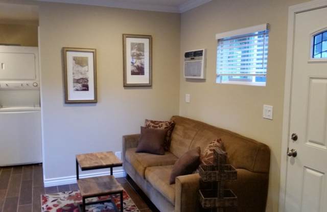 19391 Newhaven Lane Gallery 2