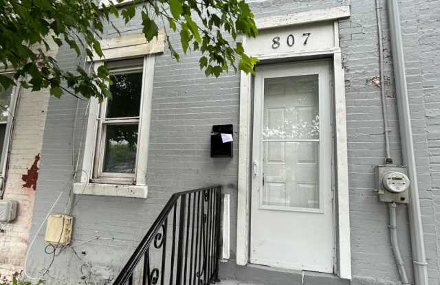 2 beds + Attic NEW RENO - 807 South Warren Street, Trenton, NJ 08611