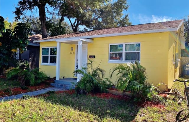 220 22ND AVENUE N - 220 22nd Avenue North, St. Petersburg, FL 33704