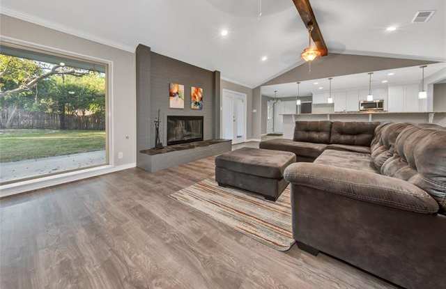 1608 Dakar Road W Gallery 4