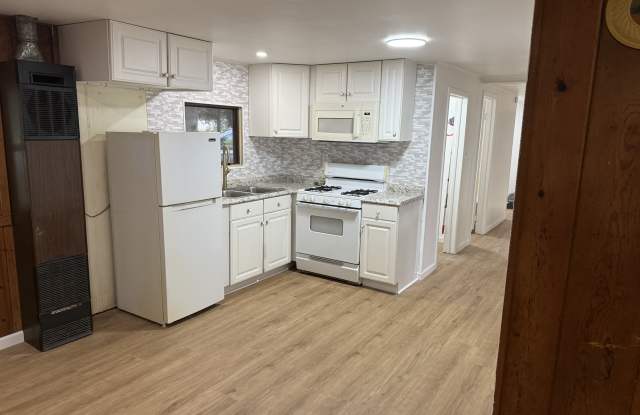 1665 Spruce St photos photos