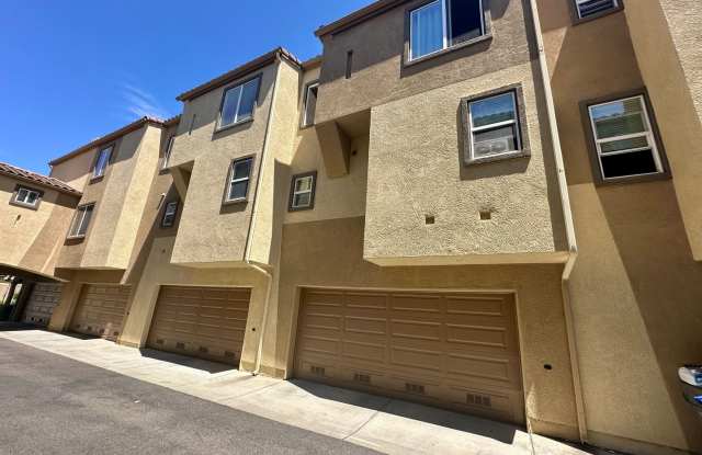 Two Bedroom Suite Townhome and Includes a Garage and Laundry! photos photos