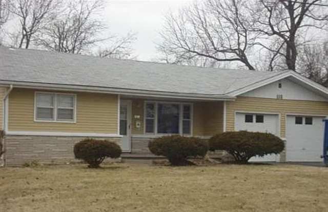 551 S Belcrest Ave Springfield, MO 65802 Gallery 1