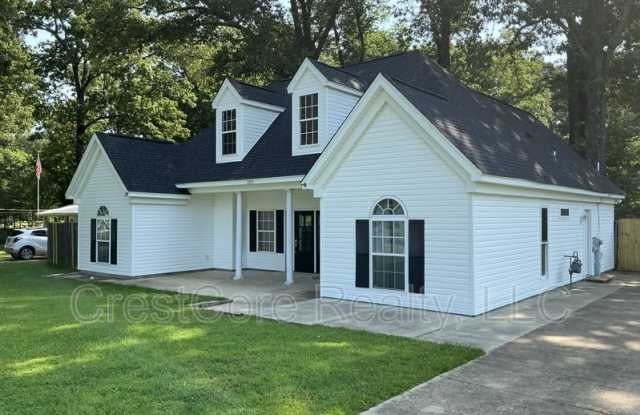 3890 Olive Road Gallery 3