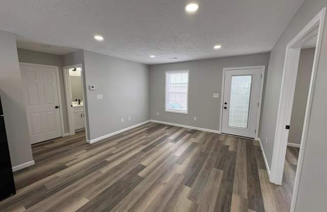 102 North 2nd Avenue - A Gallery 2