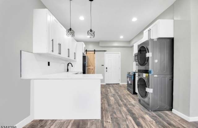 29 Edison St photos photos