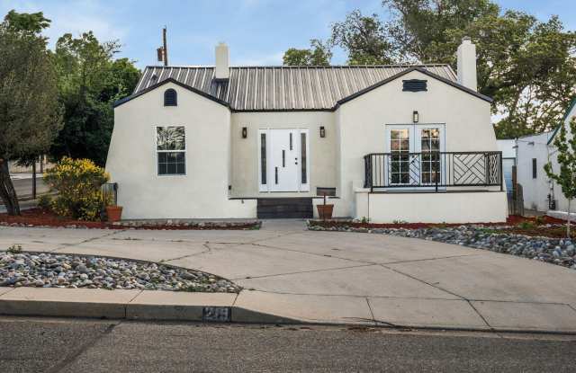 219 Solano Drive SE Gallery 1