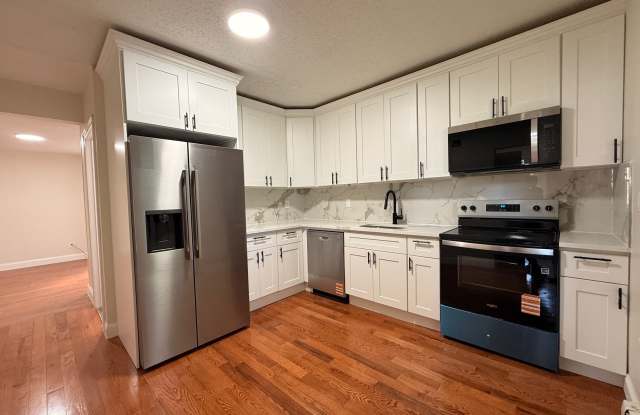 73-77 West Thames Street - 73 photos photos 73-77 West Thames Street - 73 photos photos