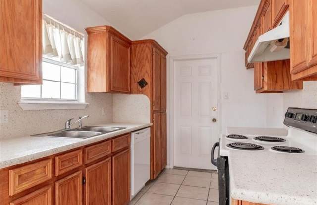 7945 Fox Drive Gallery 4