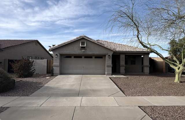 4086 E Maplewood Street photos photos