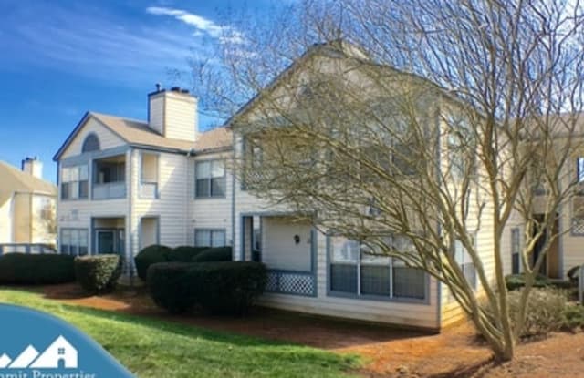 8022 Tremaine Ct - 8022 Tremaine Court, Charlotte, NC 28227