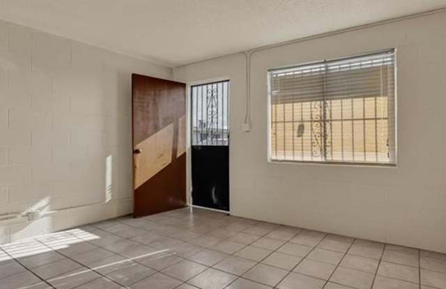 Maxwell photos photos