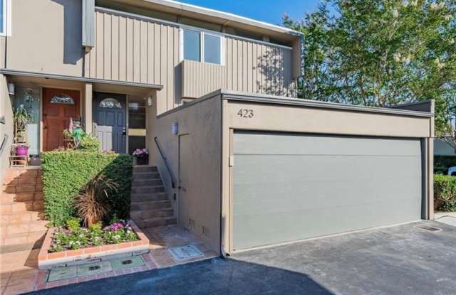 423 Bolero Way - 423 Bolero Way, Newport Beach, CA 92663