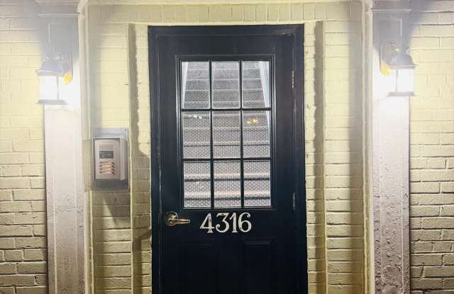 4316 N PERSHING Drive Gallery 2