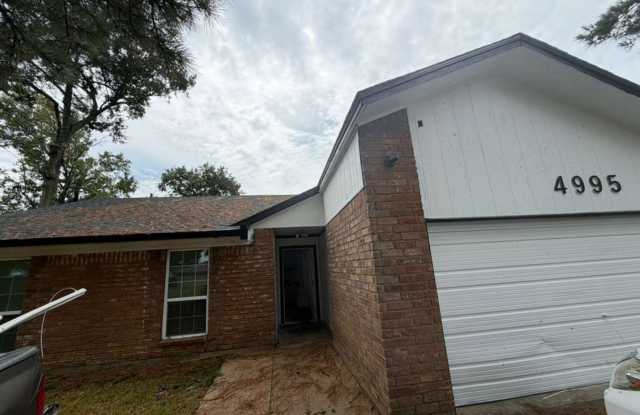 BEAUTIFUL HOME IN BEAUMONT TX. MOVE IN READY!. Gallery 1