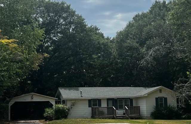 582 Benson - 582 Benson Street, Hartwell, GA 30643 582 Benson - 582 Benson Street, Hartwell, GA 30643