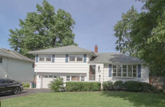 10 Sunset Pl - 10 Sunset Place, Emerson, NJ 07630