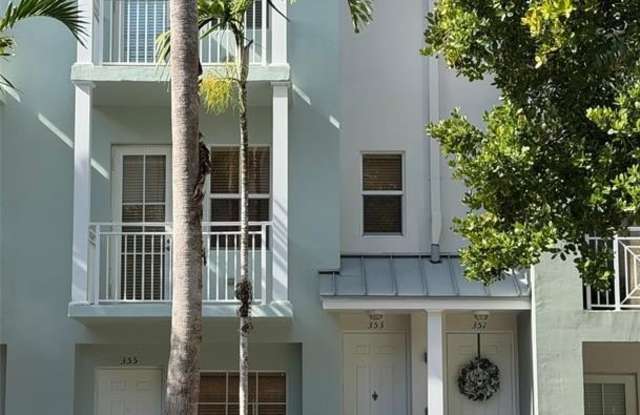 353 SW 13 TERRACE photos photos