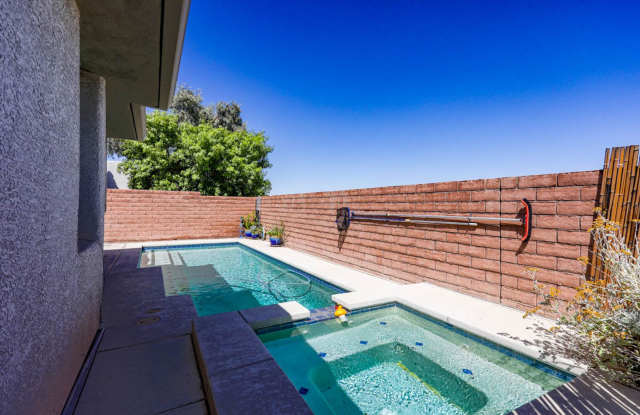 South Summerlin Single Story Pool And Spa Home photos photos South Summerlin Single Story Pool And Spa Home photos photos