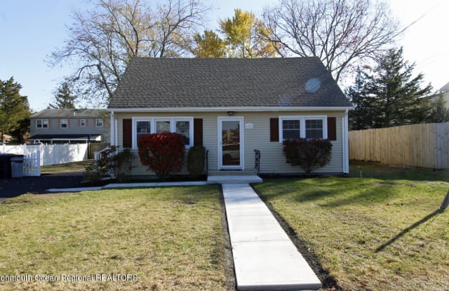 33 Eastland Road - 33 Eastland Road, Ocean County, NJ 08723