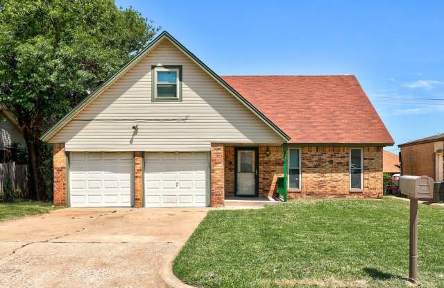5 bed 2 bath home in Moore,OK photos photos