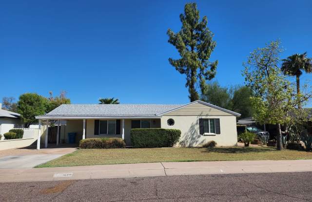 Updated 3 Bedroom - 1020 West Georgia Avenue, Phoenix, AZ 85013