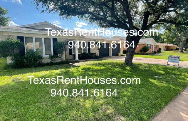 Gorgeous Home with updates and space! photos photos