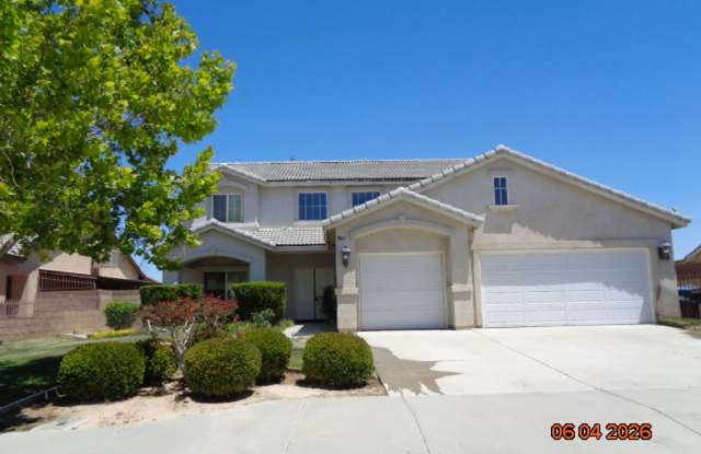 Gorgeous 2 Story built in 2003 with 2743 sq. ft. photos photos