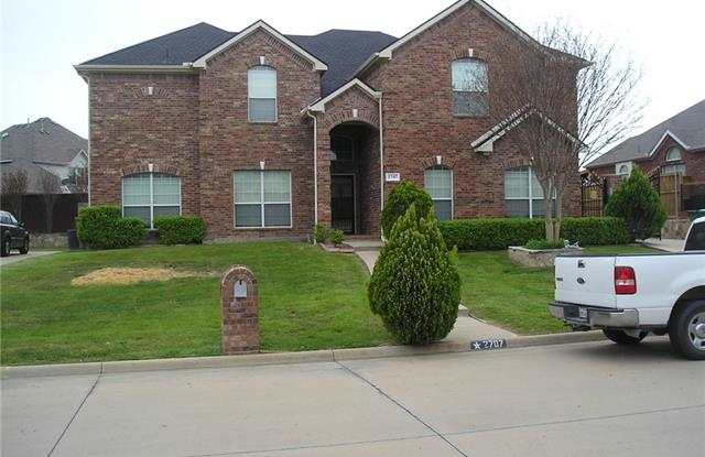 2707 Saint Maria Drive - 2707 St Maria Drive, Mansfield, TX 76063