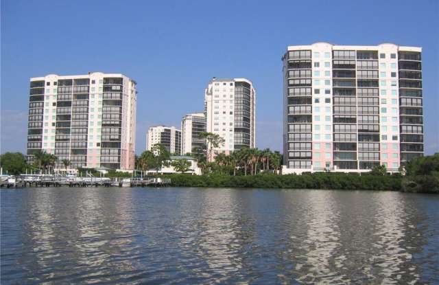 430 Cove Tower Drive - 1#302 Gallery 4