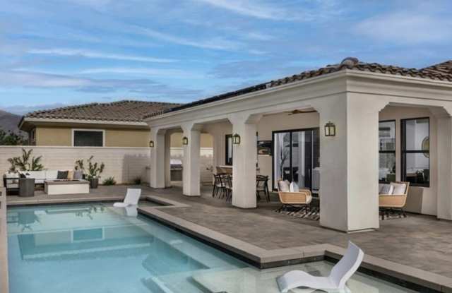 75211 Palisades Place Gallery 2