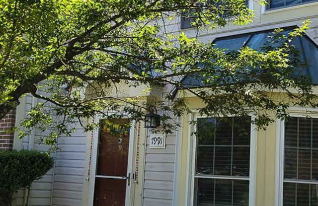 7991 Brightmeadow Court Gallery 1