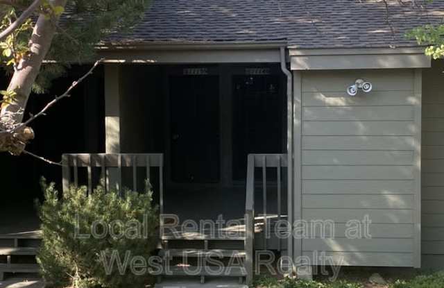 5825 E Bear Paw Dr - 5825 East Bear Paw Drive, Flagstaff, AZ 86004